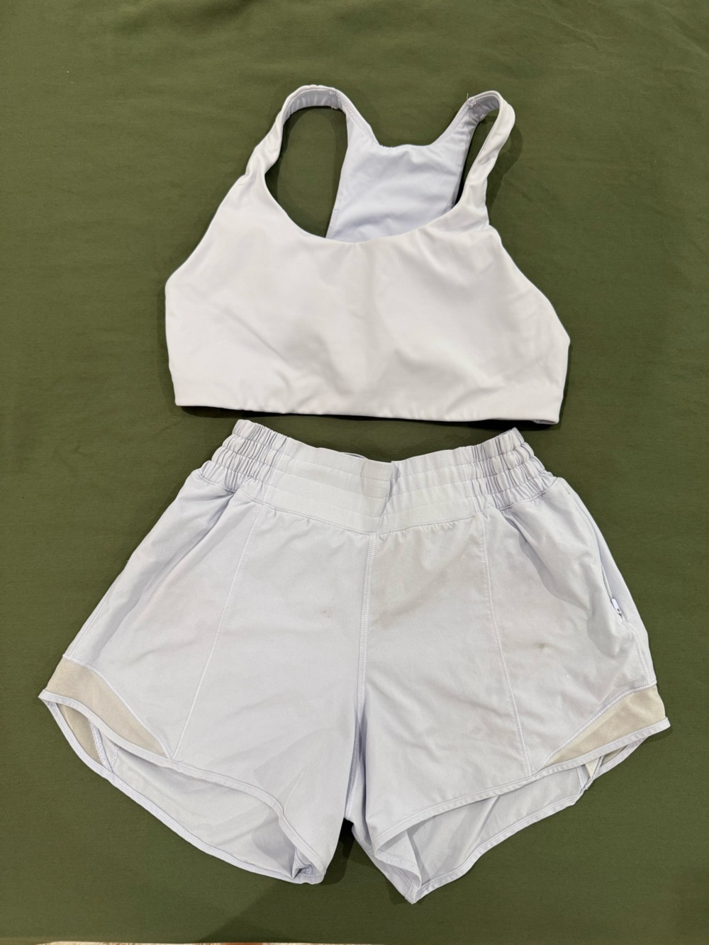 lululemon 4in hotty hot shorts and size small nulux sports bra serene blue